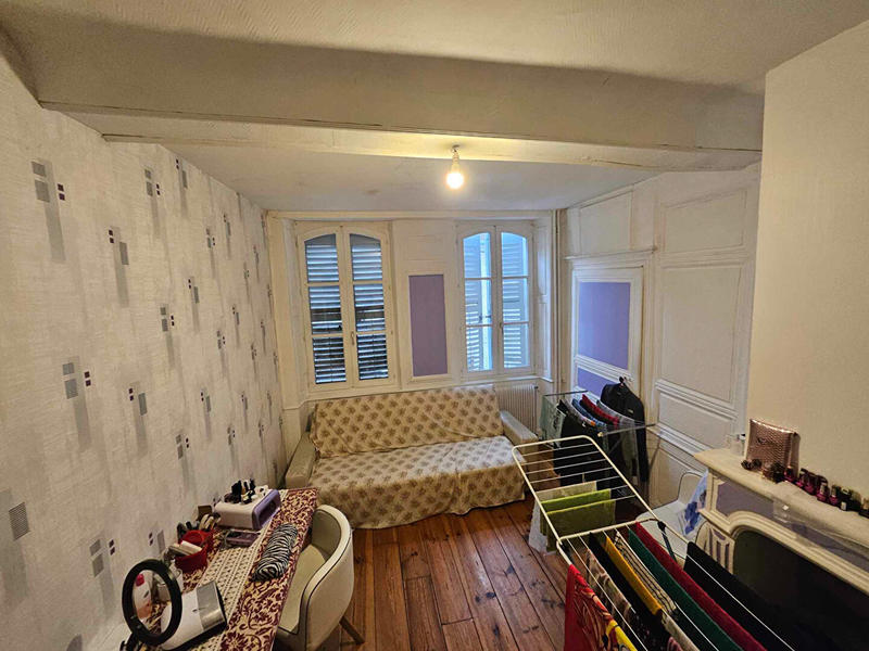 Immeuble - 6 pièces