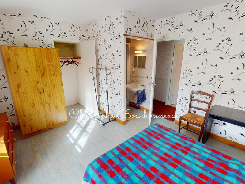 Maison - 296 m² - 17 pièces