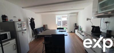 Maison traditionnelle - 75 m² - 3 pièces