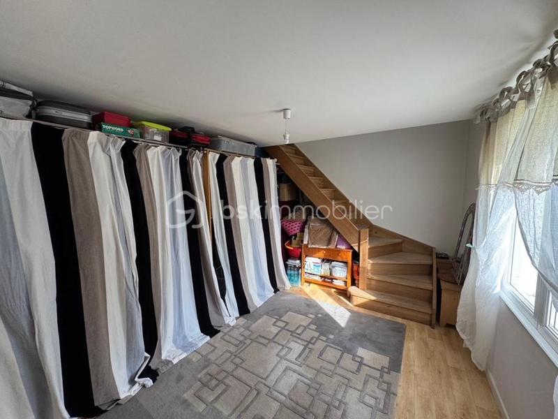 Maison - 93 m² - 5 pièces