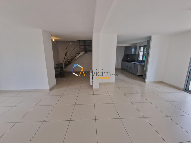 Maison - 124 m² - 4 pièces