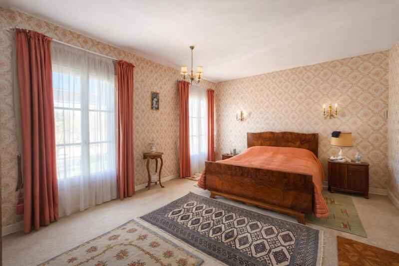 Maison - 145 m² - 7 pièces