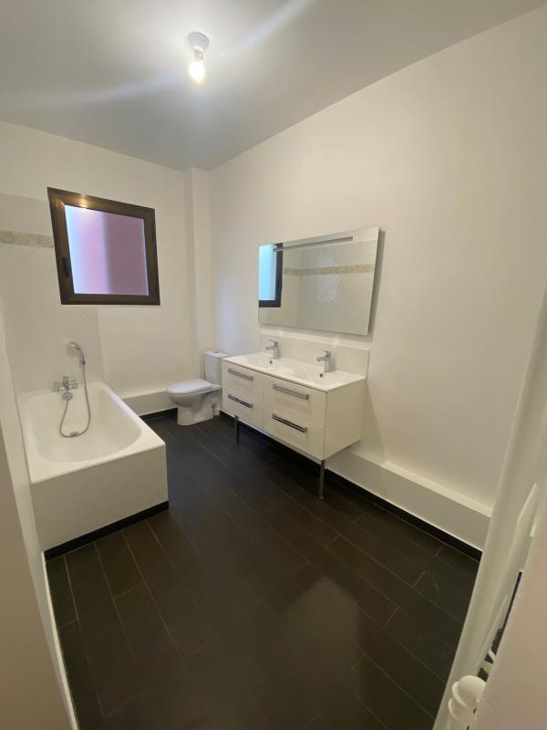 Appartement - 122 m² - 4 pièces