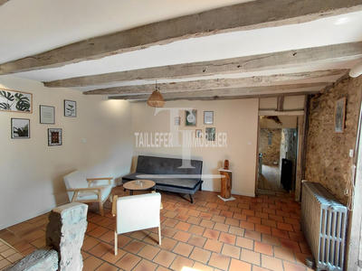 Maison - 230 m² - 8 pièces