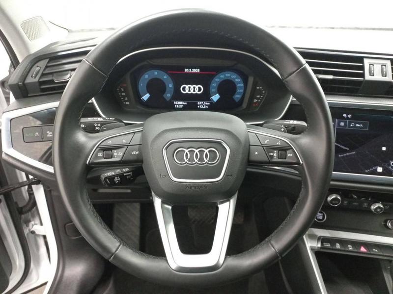 Audi Q3 35 Tdi 150 ch s tronic 7 Design