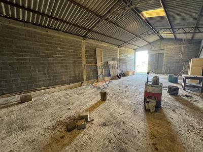 Maison - 105 m² - 1 pièce