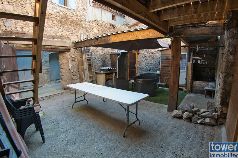 Maison de village - 88 m² - 5 pièces