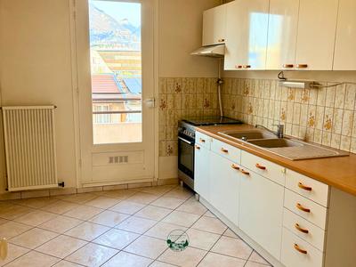Appartement - 87 m² - 4 pièces