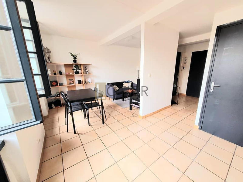Immeuble - 166 m² - 8 pièces