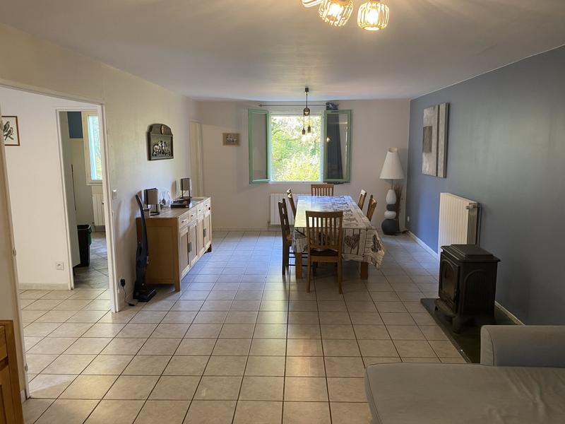 Maison traditionnelle - 86 m² - 4 pièces