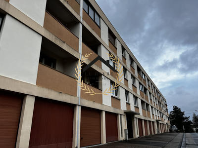 Appartement - 76 m² - 4 pièces