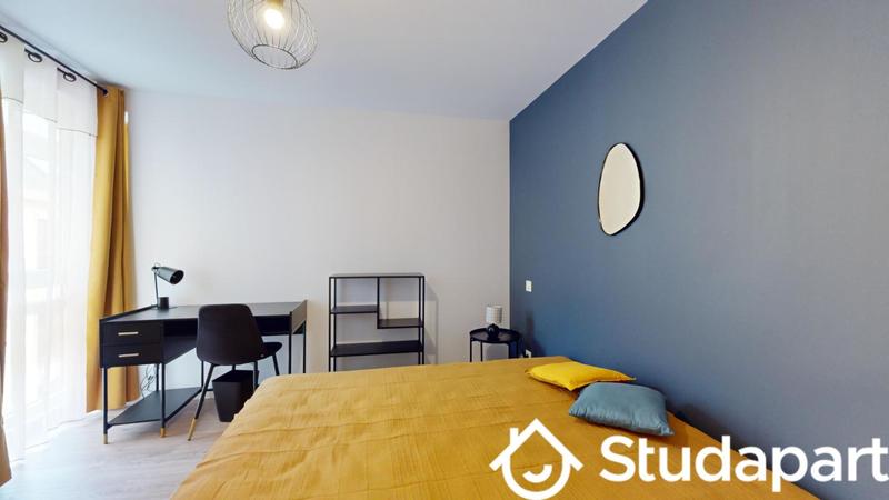 Chambre - 13 m² - 1 pièce