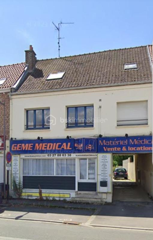 Immeuble - 228 m² - 10 pièces