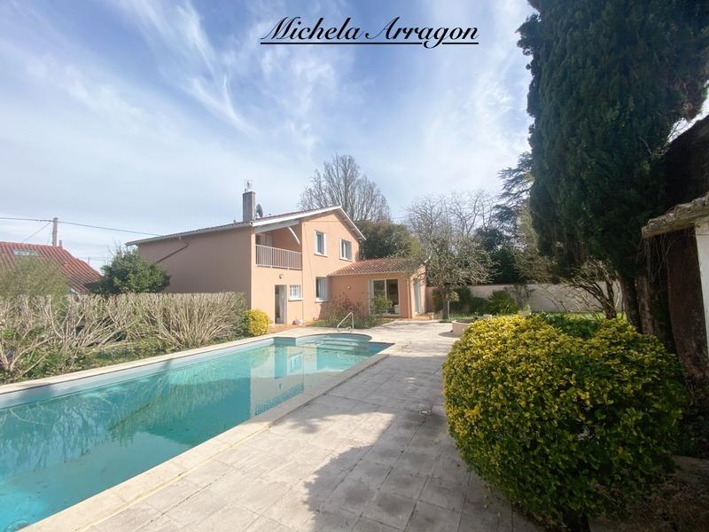 Maison - 165 m² - 6 pièces