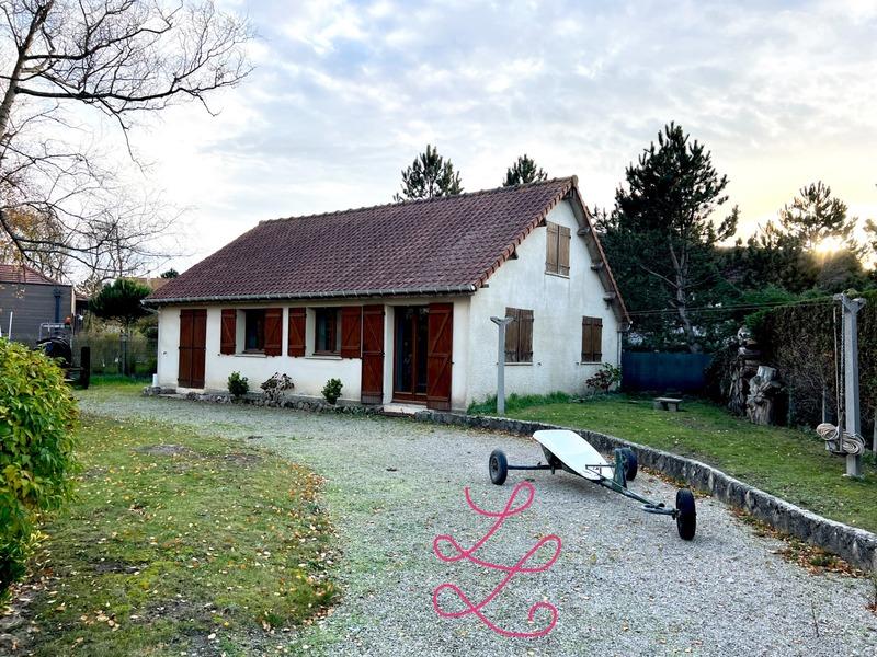 Maison - 185 m² - 9 pièces