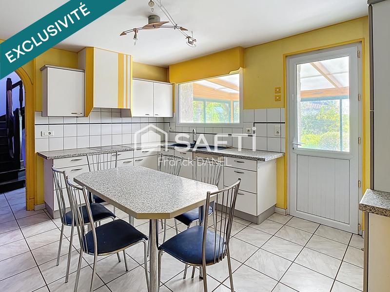 Maison - 315 m² - 12 pièces