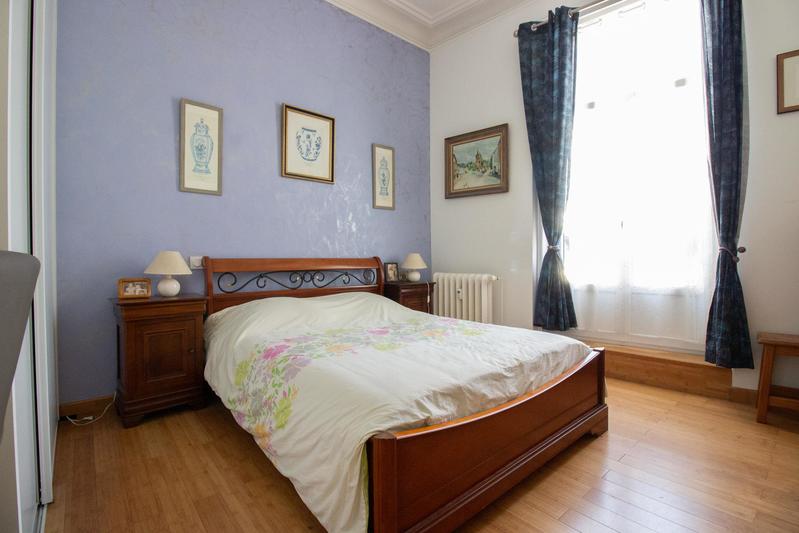 Appartement - 102 m² - 5 pièces