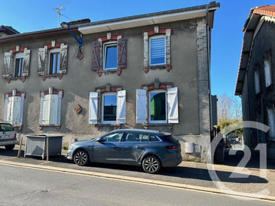 Maison - 96 m² - 5 pièces