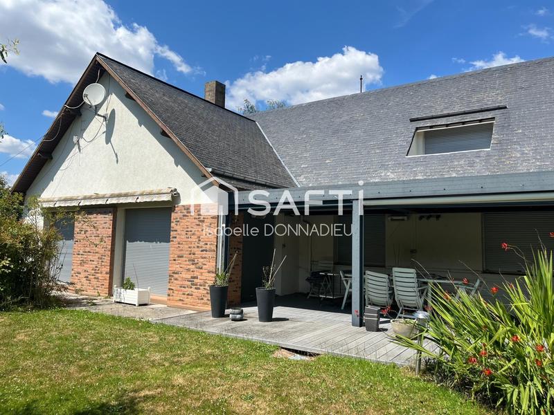 Maison - 298 m² - 10 pièces