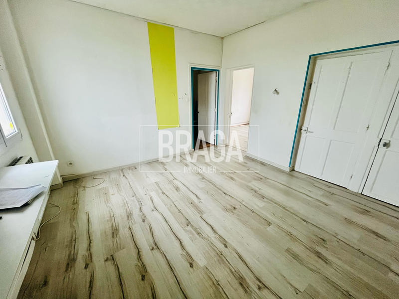 Maison - 77 m² - 3 pièces