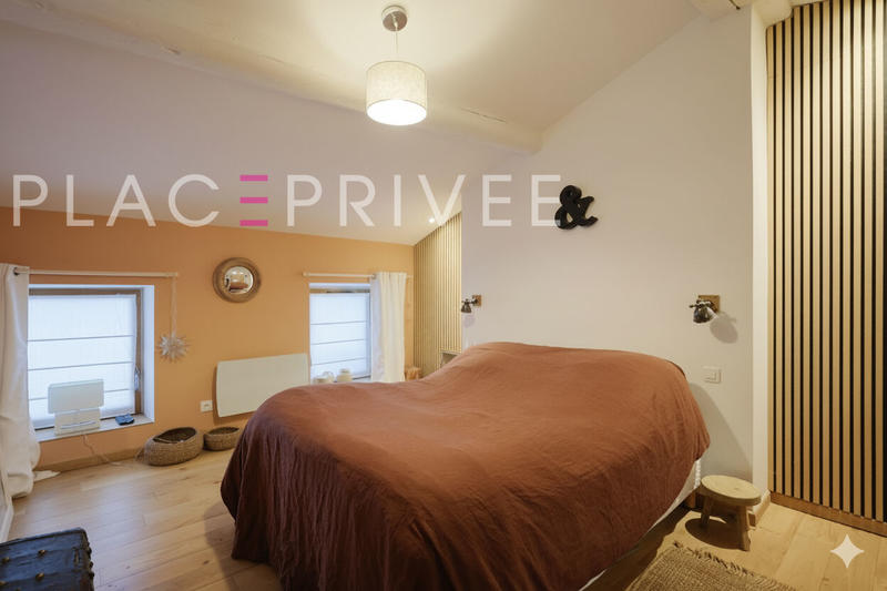 Appartement - 80 m² - 3 pièces