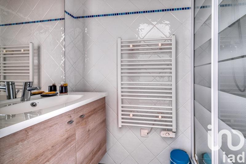 Maison - 177 m² - 7 pièces