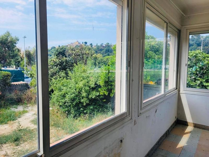 Appartement - 100 m² - 4 pièces