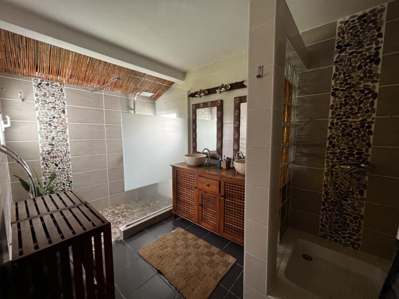 Maison - 314 m² - 7 pièces