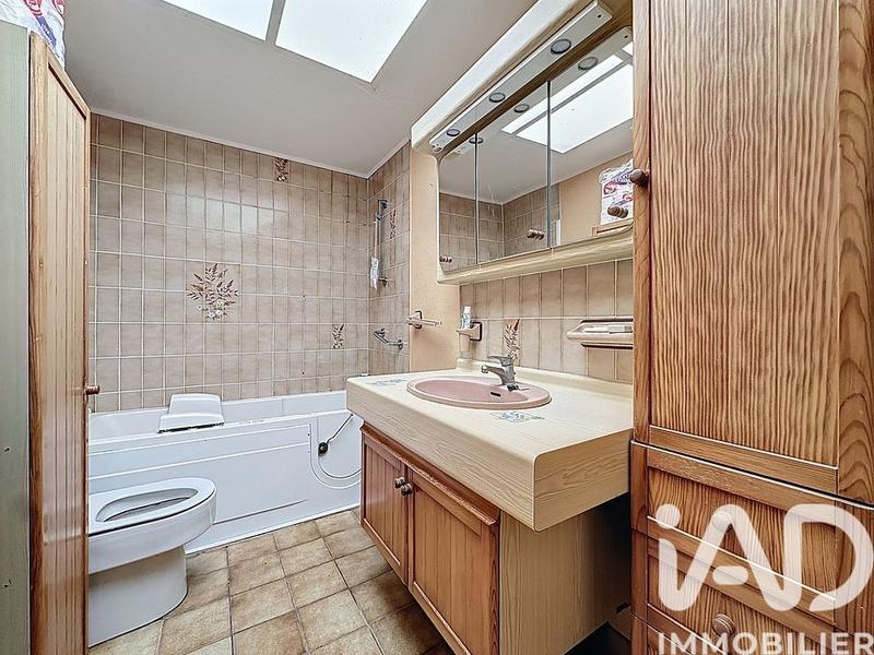 Maison - 95 m² - 5 pièces