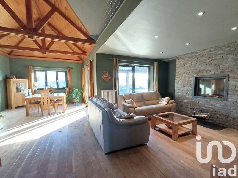 Maison de maîtres - 176 m² - 6 pièces