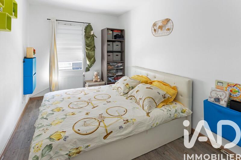 Appartement - 90 m² - 4 pièces