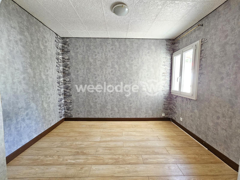 Maison - 104 m² - 6 pièces