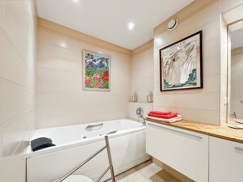 Appartement - 122 m² - 4 pièces