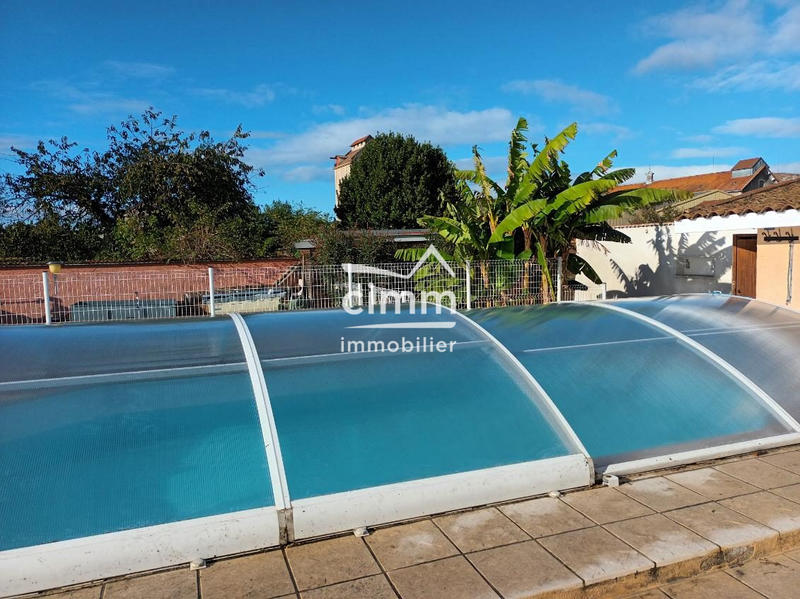 Maison - 209 m² - 8 pièces