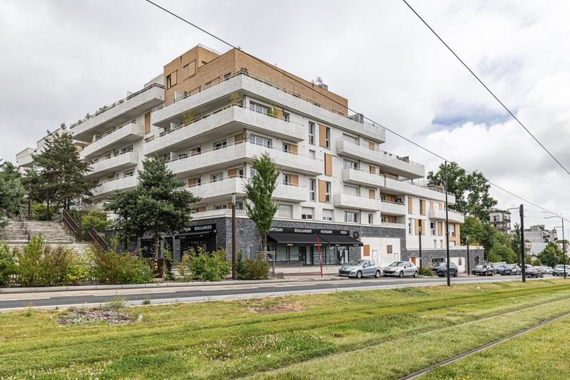 Appartement - 85 m² - 4 pièces