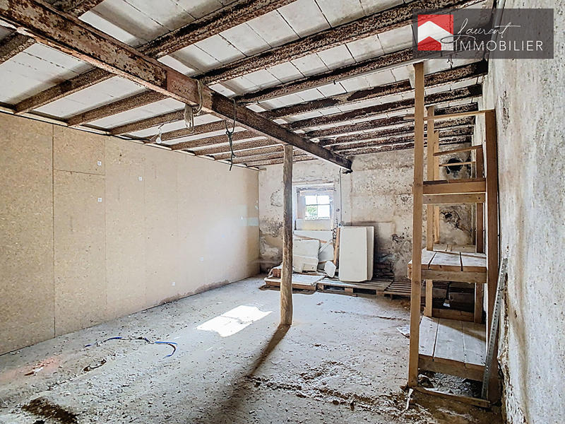 Maison - 200 m² - 3 pièces