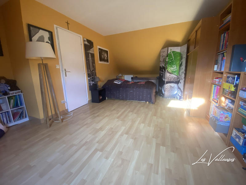 Maison traditionnelle - 129 m² - 6 pièces