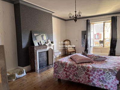 Maison - 169 m² - 7 pièces