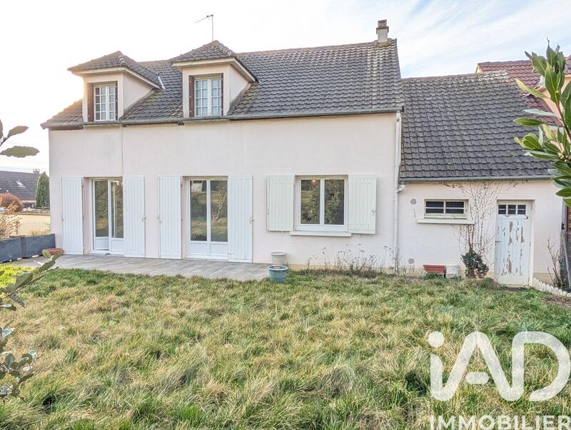 Maison - 80 m² - 4 pièces
