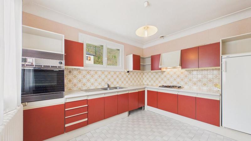 Pavillon - 174 m² - 7 pièces