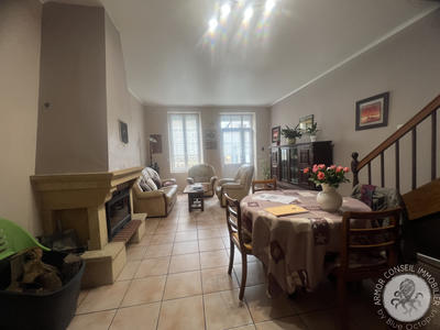 Maison - 122 m² - 4 pièces