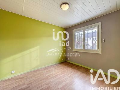 Maison - 122 m² - 6 pièces