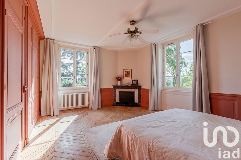 Appartement - 174 m² - 6 pièces