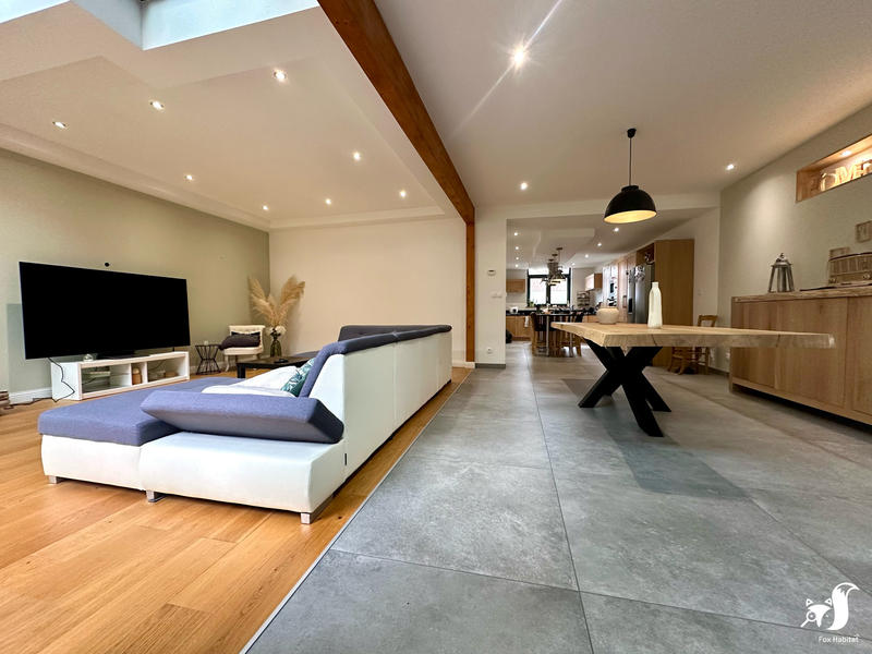 Maison - 150 m² - 4 pièces