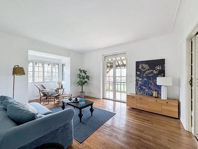 Maison - 144 m² - 6 pièces