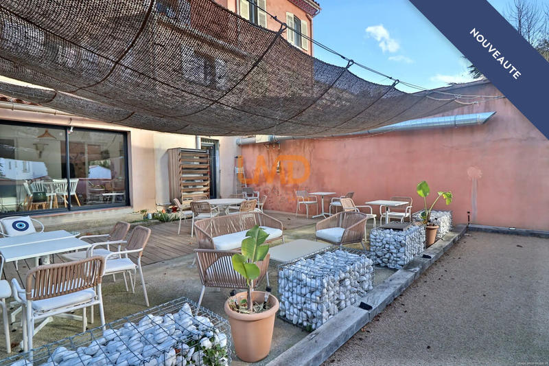 Fonds de commerce - Bureau - 121 m²