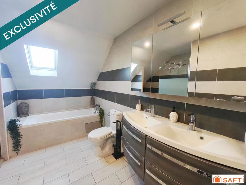 Maison - 88 m² - 4 pièces