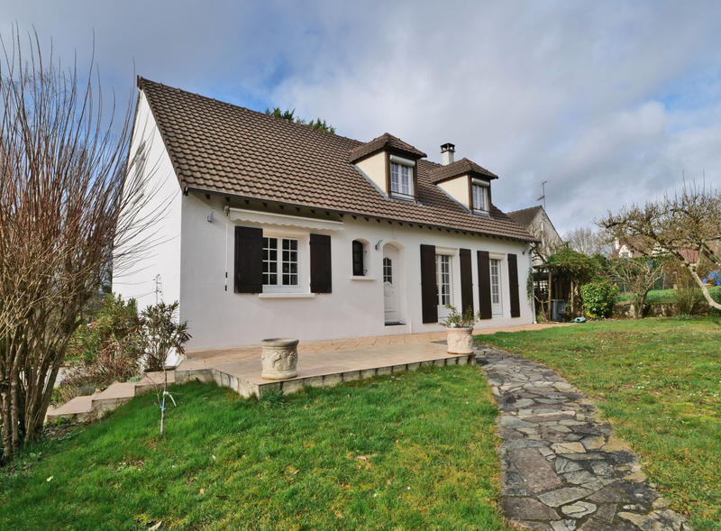 Maison - 140 m² - 7 pièces