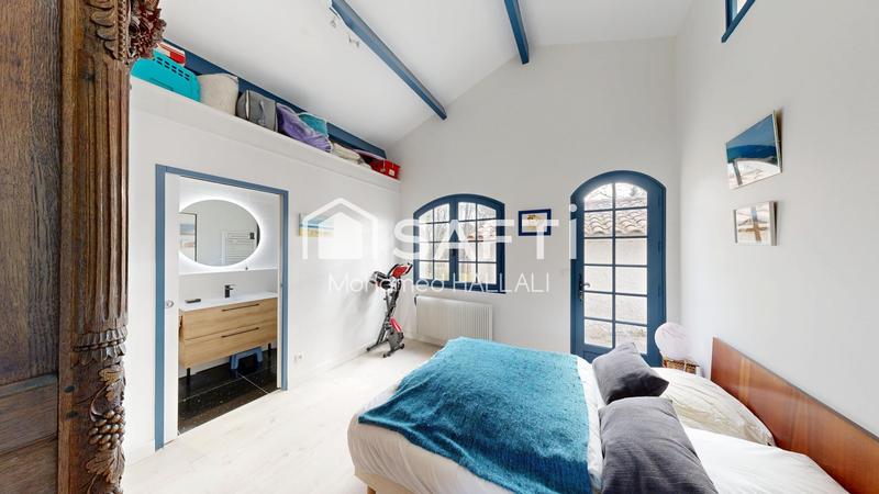 Maison - 210 m² - 8 pièces