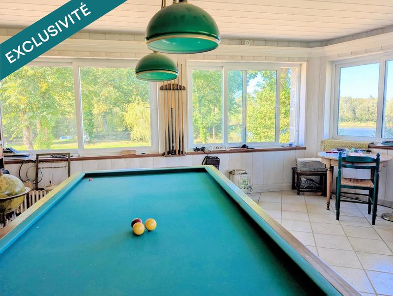 Maison - 237 m² - 9 pièces